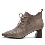 bottine femme style cowboy en cuir