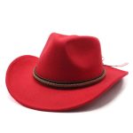 chapeau de cowboy rouge